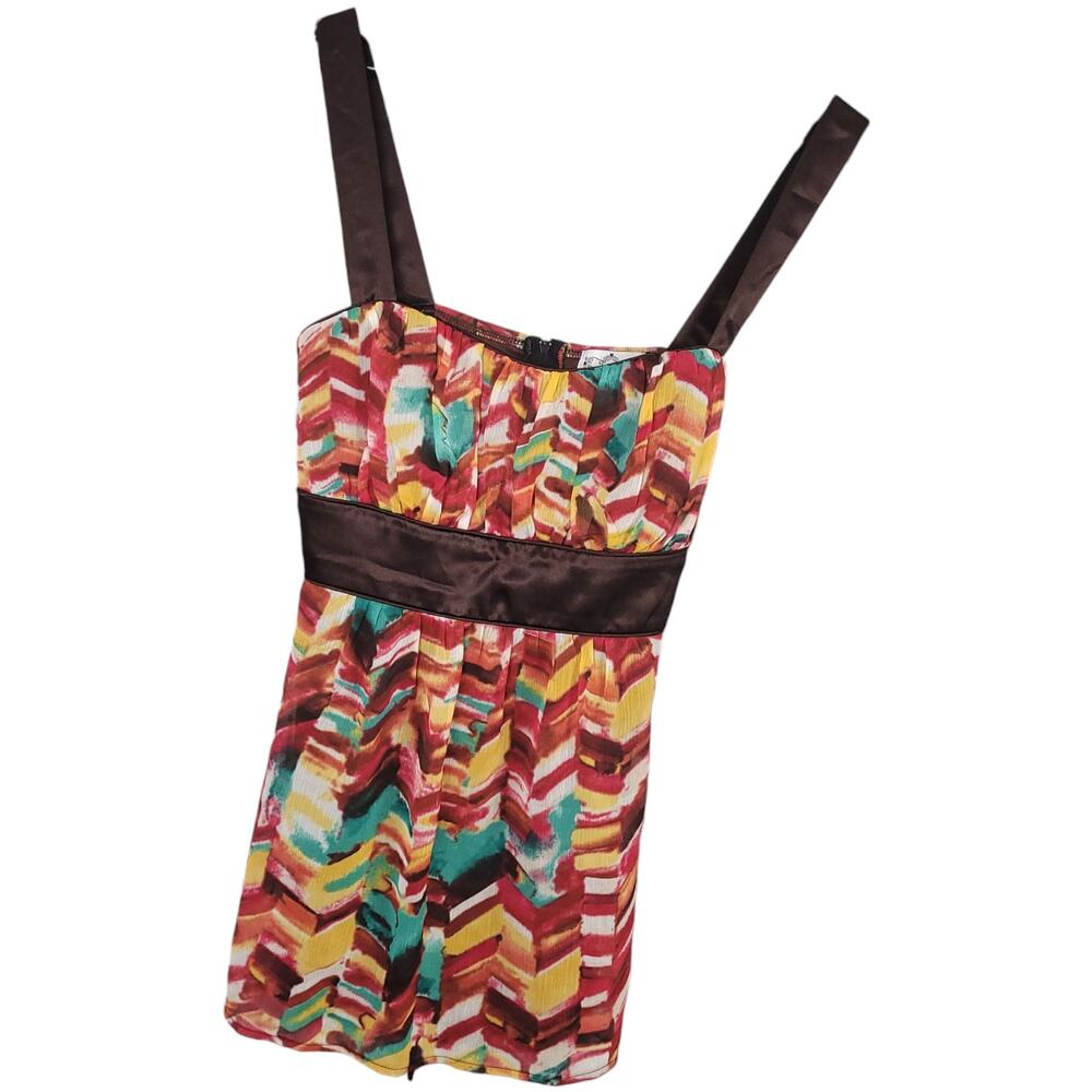 Trixie Women's Sleeveless Top Sz XL Empire Waist Colorful Chevron Pattern